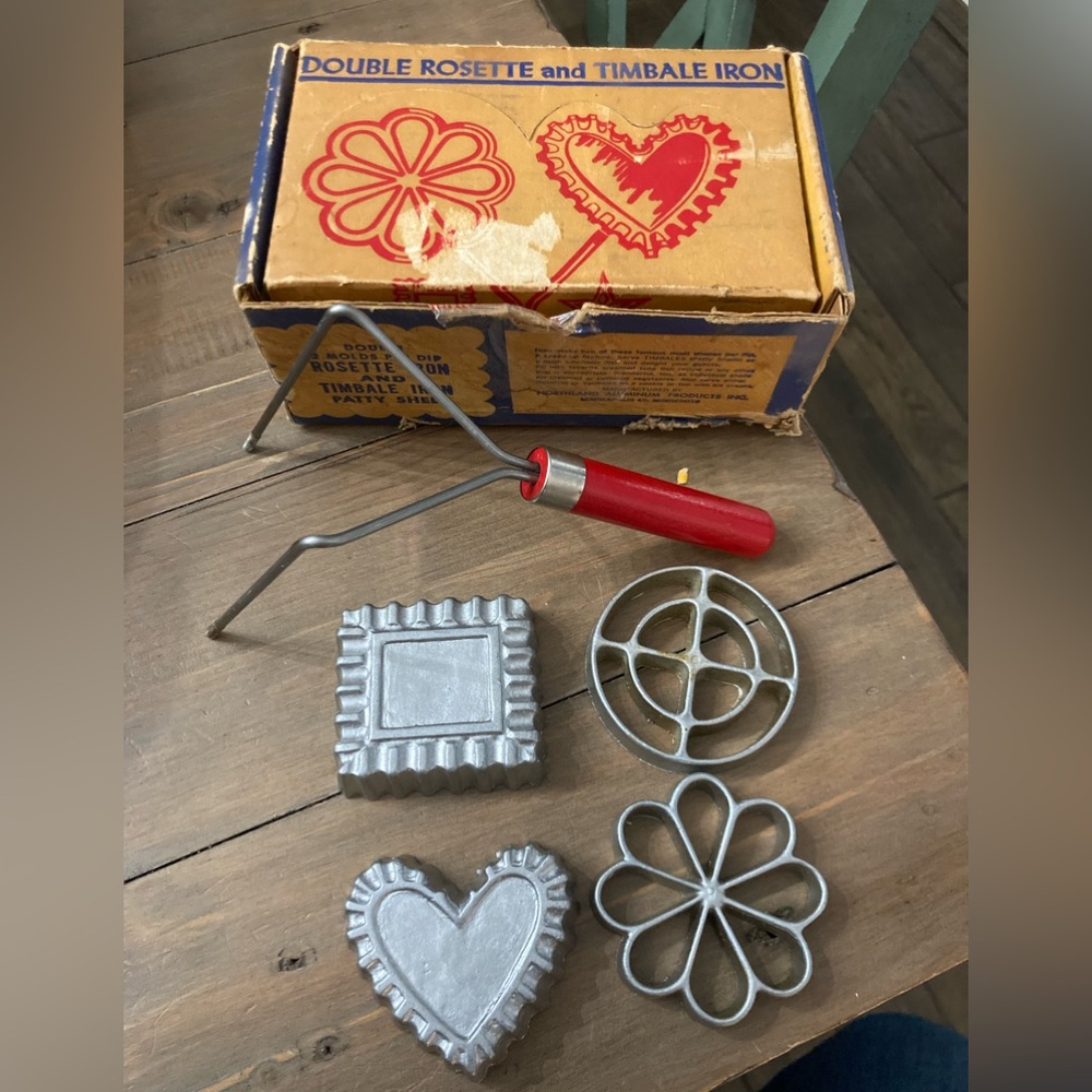 Nordic Ware Double Rosette And Timbale Iron 210B Set w/box
